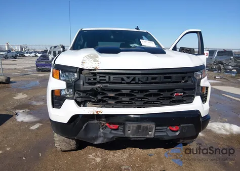 2022 Chevrolet Silverado 1500 4Wd Short Bed Custom Trail Boss z USA, uszkodzony, nr VIN 3GCPDCEK5NG574384